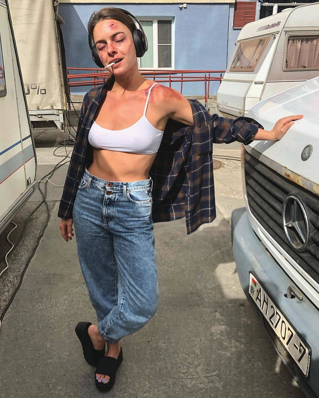 Роуз Макивер голая в кино