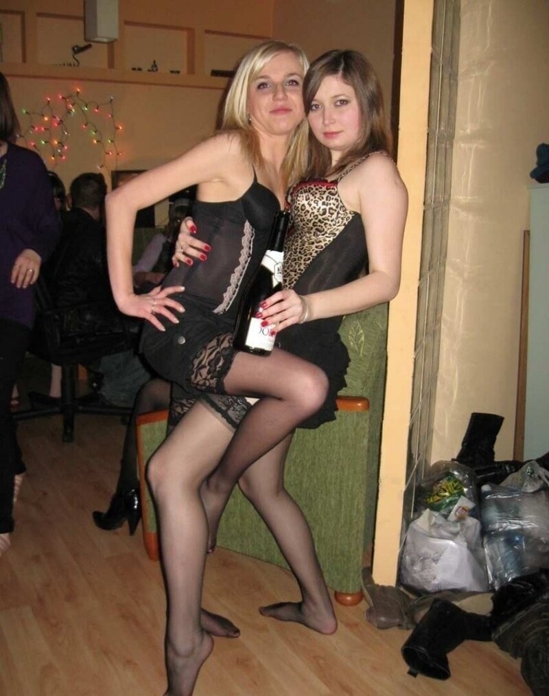 В чулках на корпоративе