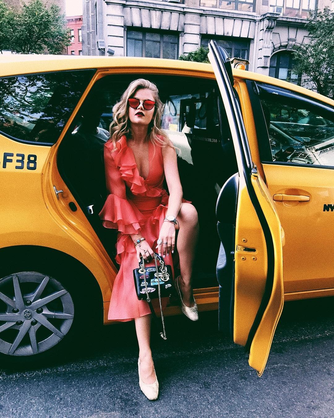 Телеведущая Мария Ивакова