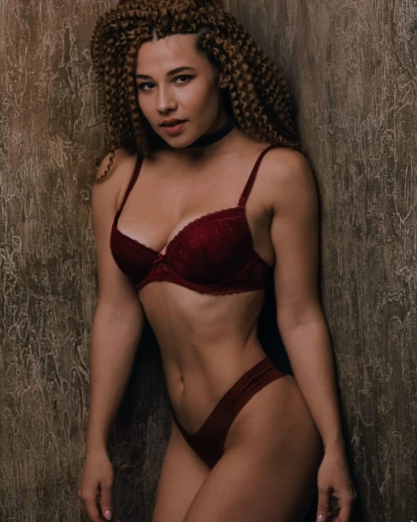 Полина Истомина