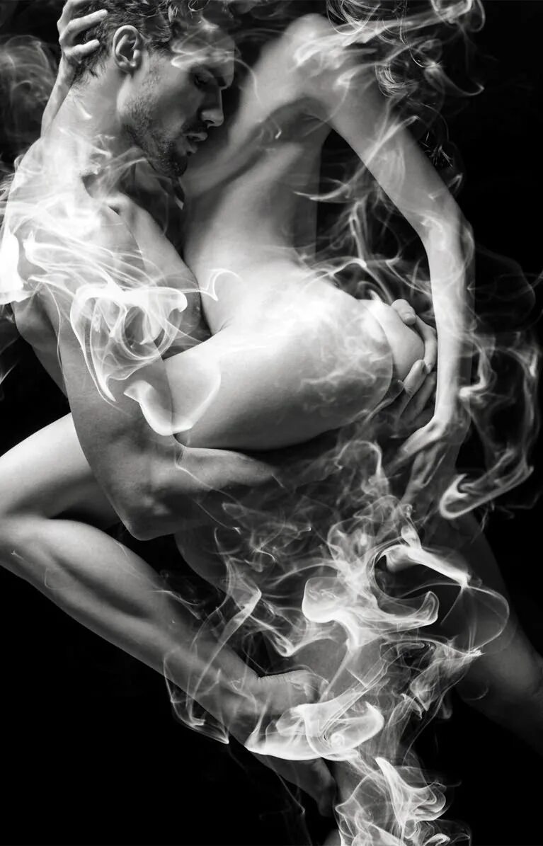 Мужчина и женщина стра