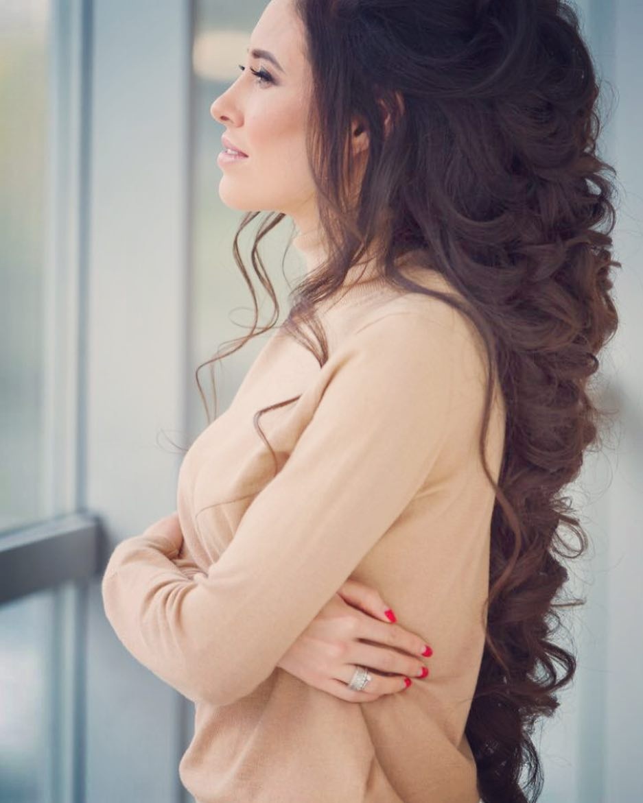 Илана исакжанова Юрьева Максим