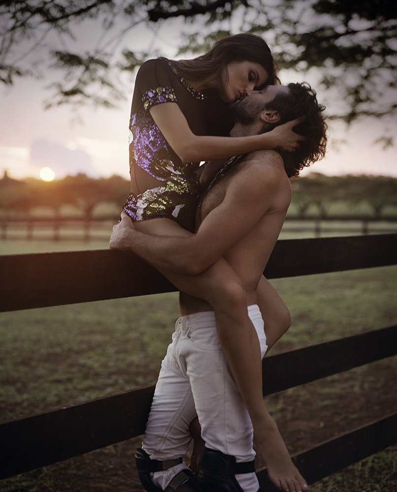 Романтический поцелуй