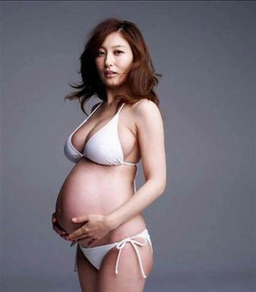 Беременная японка