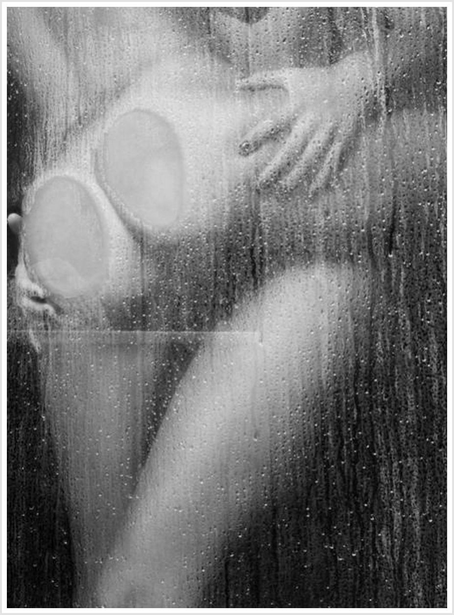 Красивая порнушка в душе