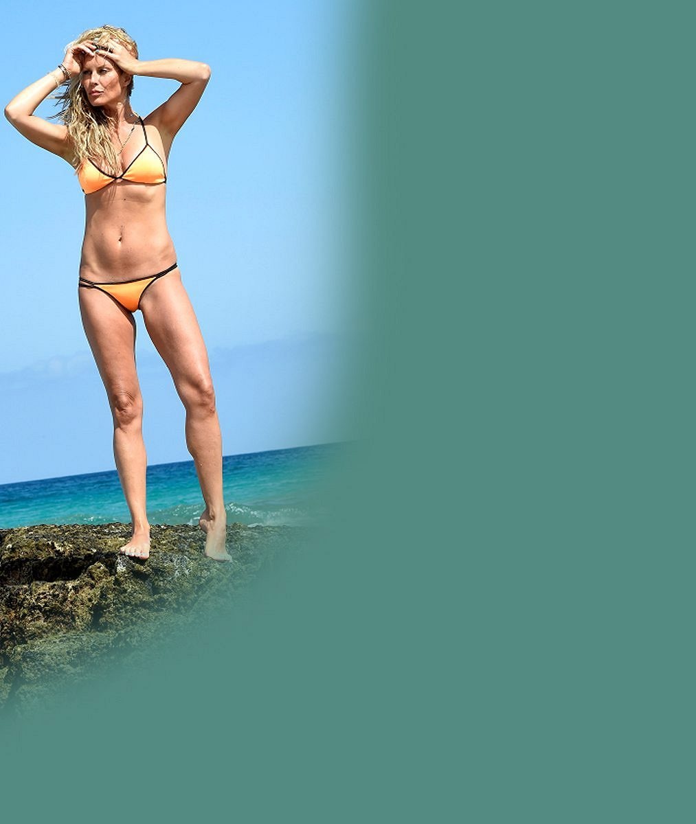 Крайнова Анастасия в купальнике