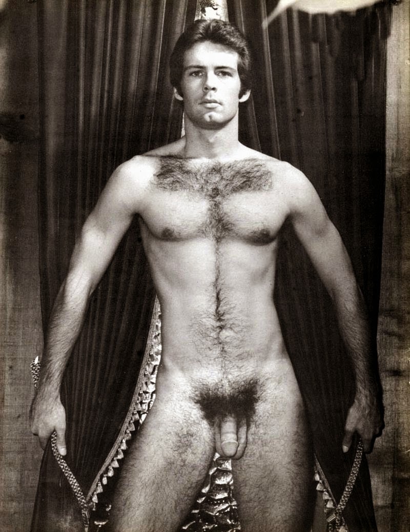 Дилан Россер голые парни