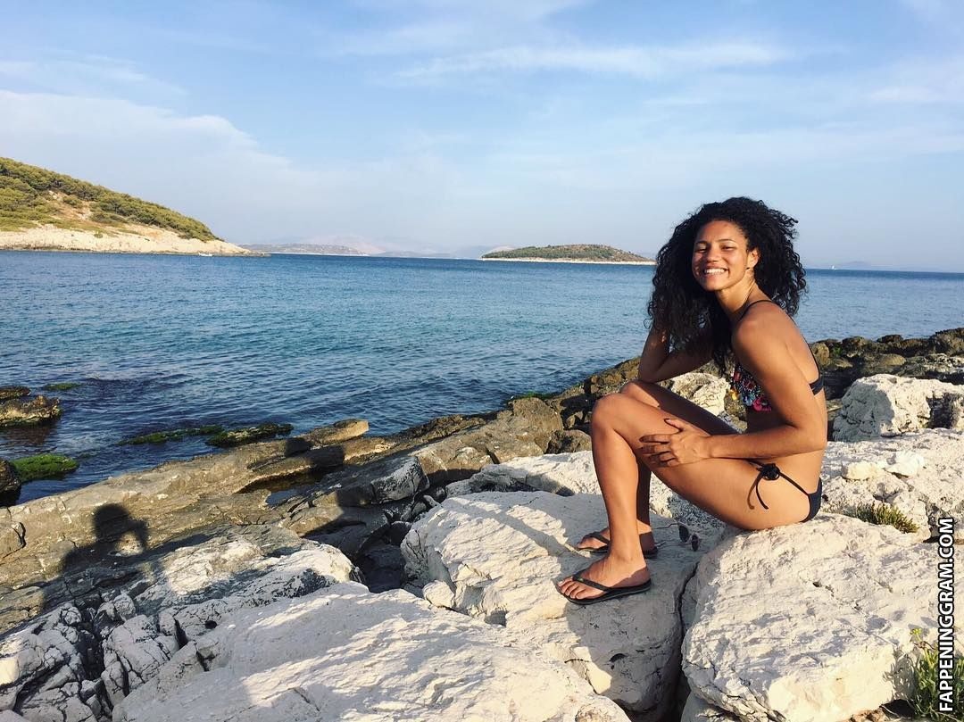 Вик Хоуп Vick hope топлесс