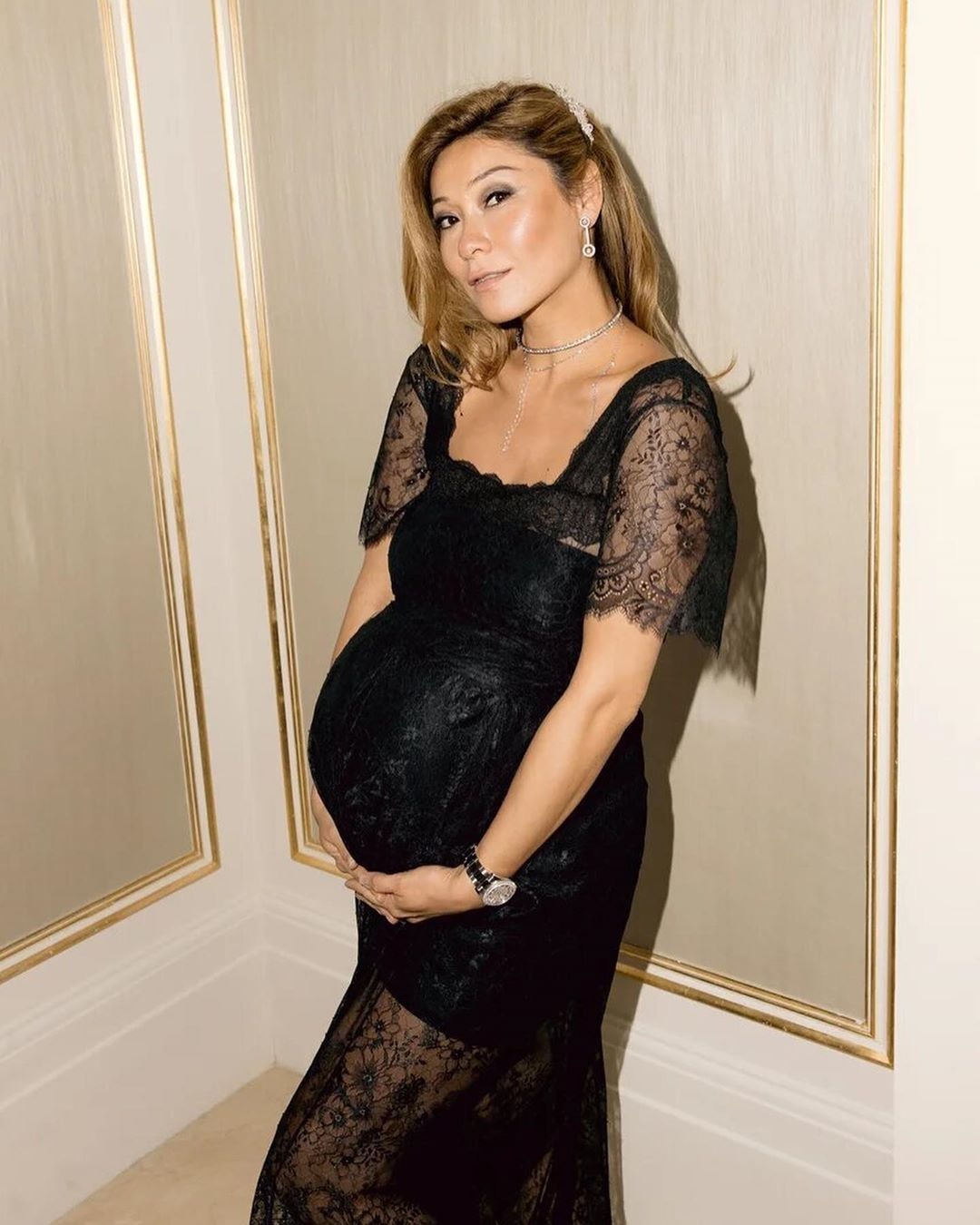 Мария Ким телеведущая ножки