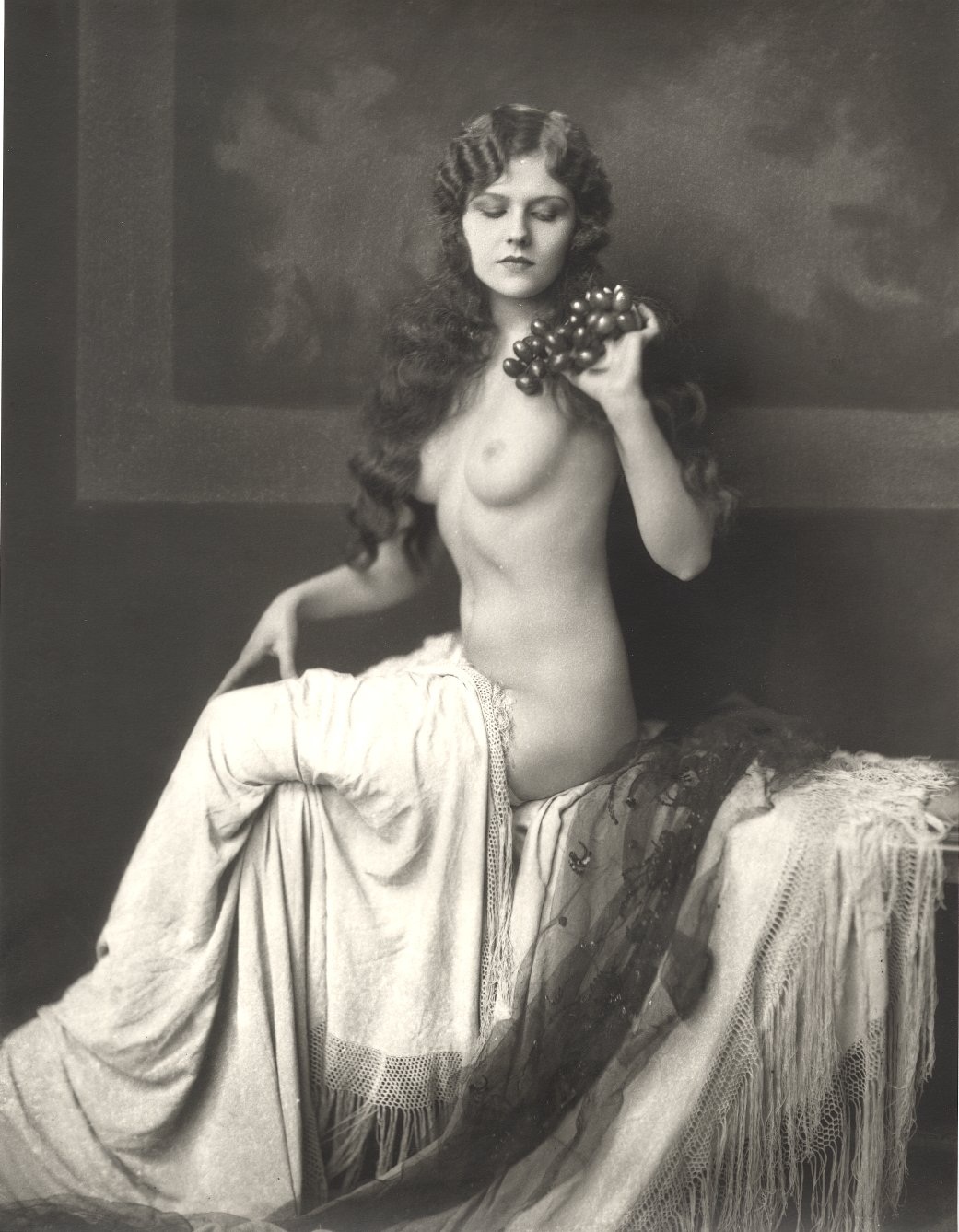 Женщины ню в начале 20 века