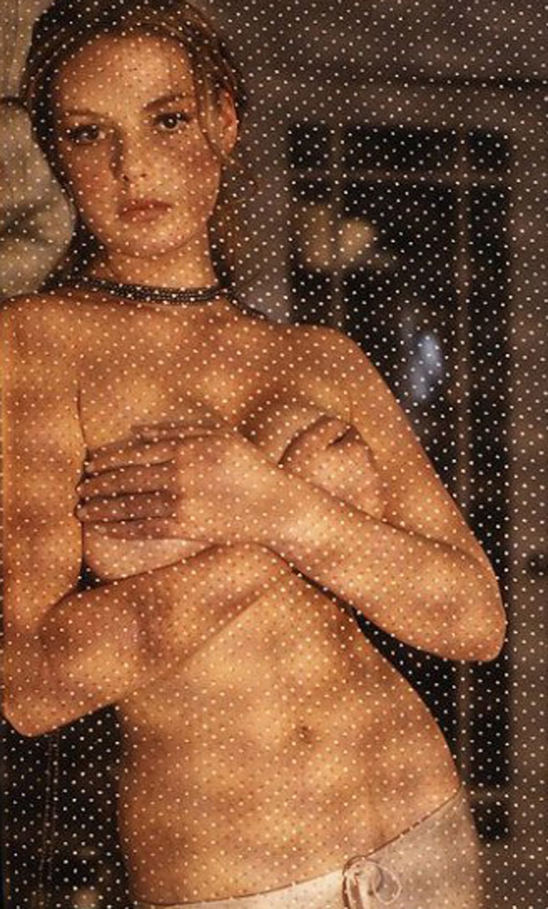 Кэтрин Хейгл очень опасная штучка в душе