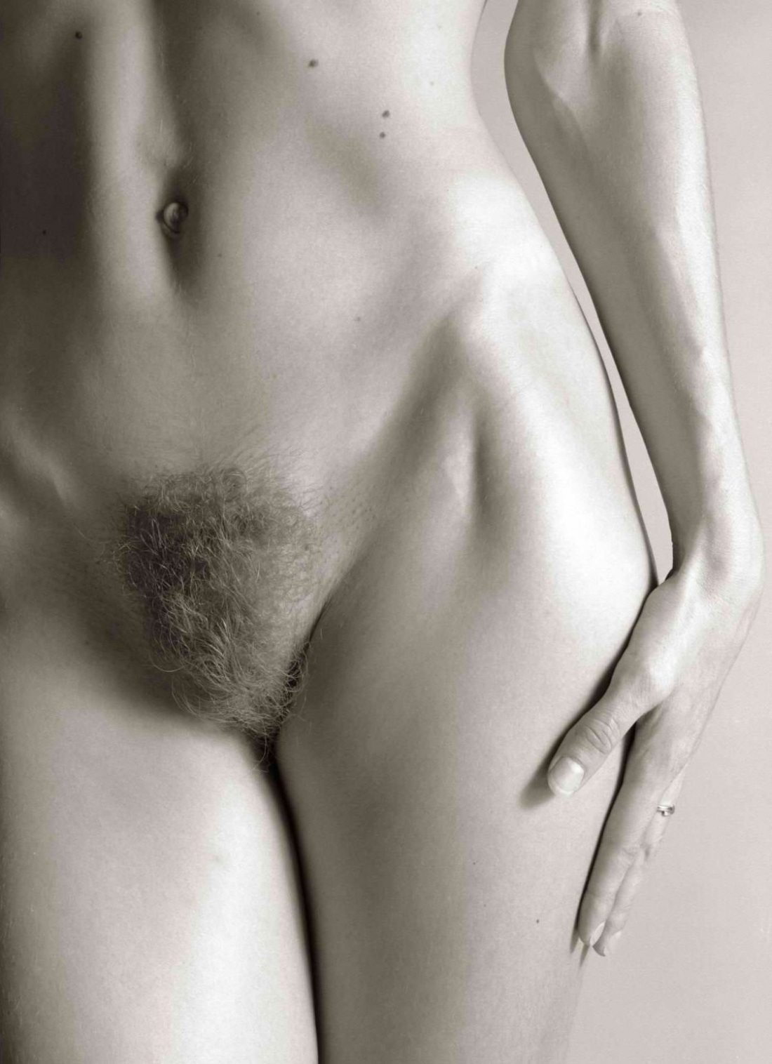 Выпуклый женский лобок