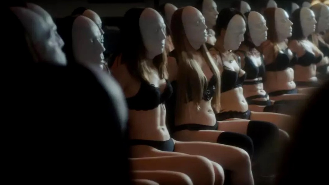 Тилль Линдеманн с девушкой