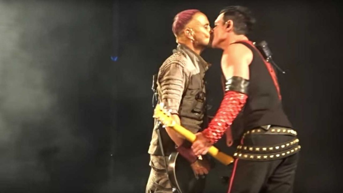 Рамштайн зиг заг