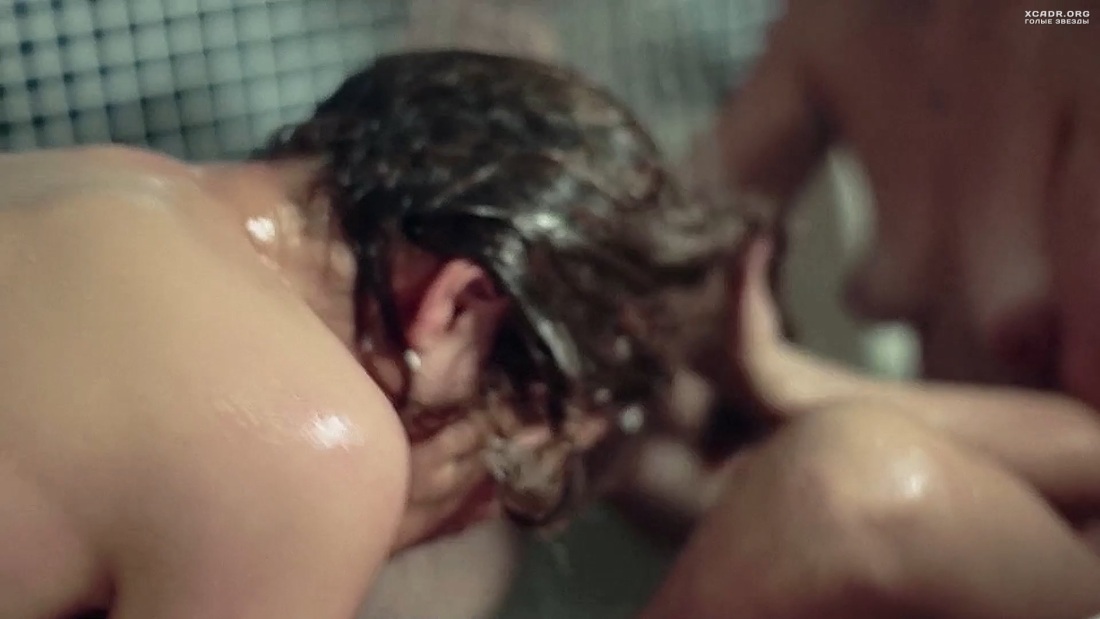 Виктория Исакова голая в фильме зеркала