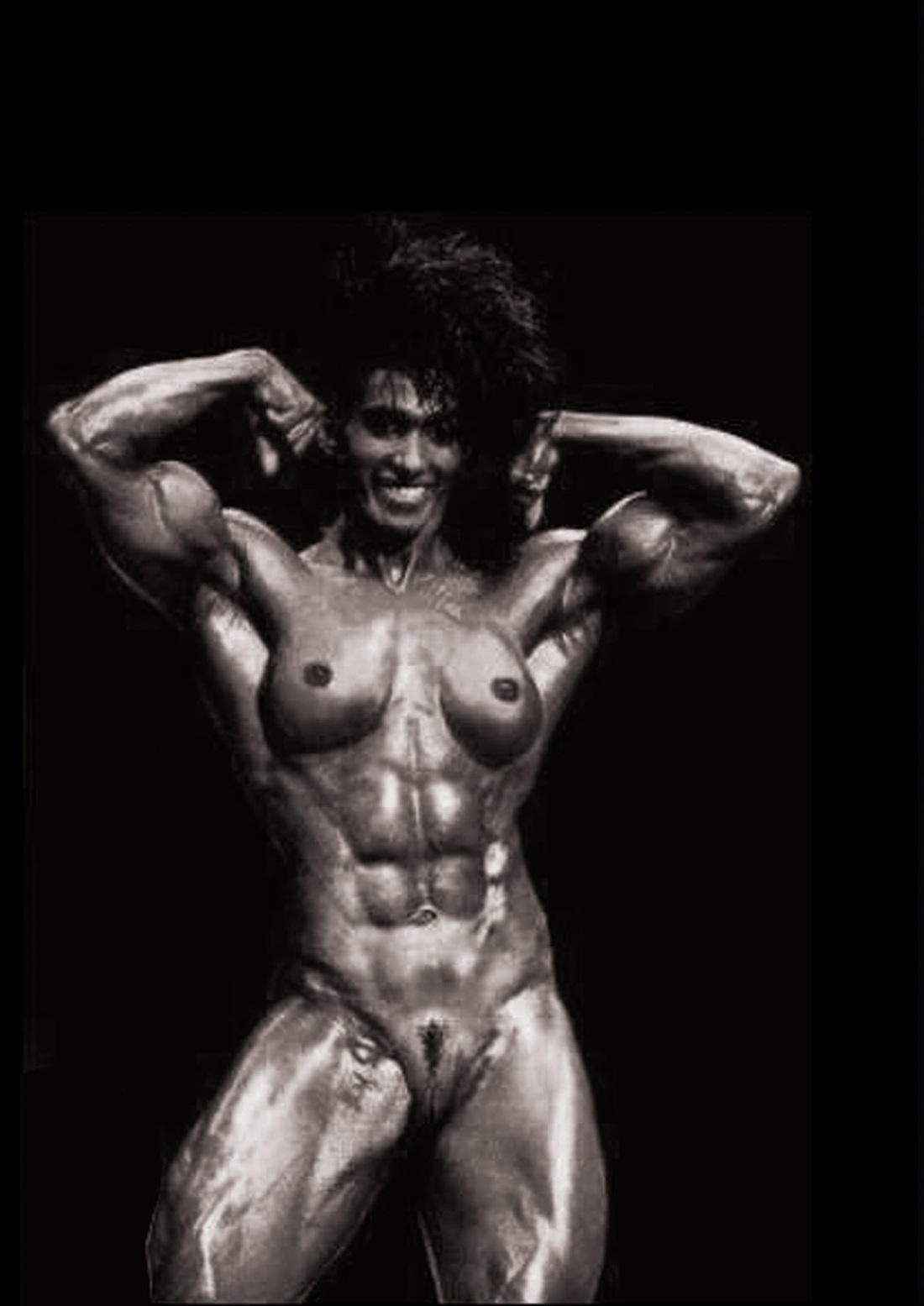 Рене Кэмпбелл бодибилдерша голая