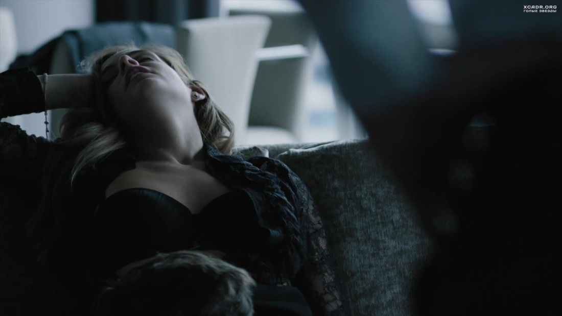 Райли Кио сцена