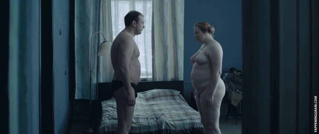 Юлия Пересильд в фильме край постельная сцена