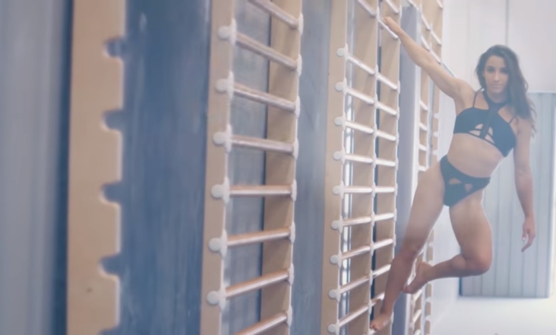 Дарья Легейда бикини