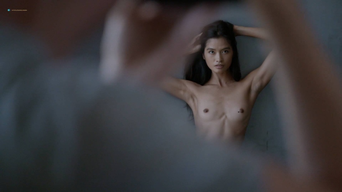 Равшана Куркова ню голая