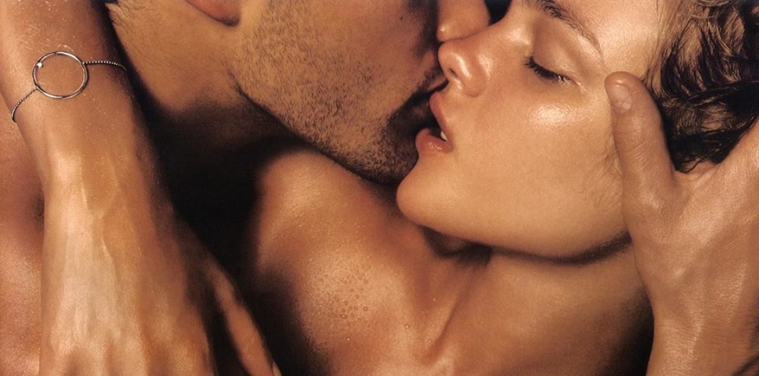 Поцелуи женских сосочек