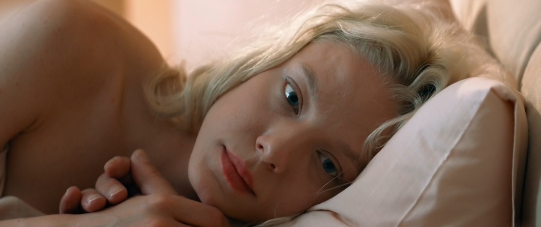 Алена Михайлова актриса ню