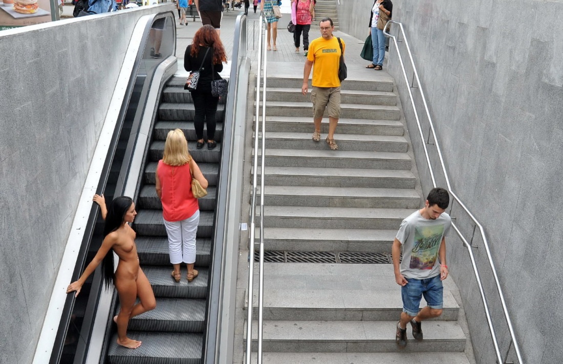 Голая 53 годаподсматреваю