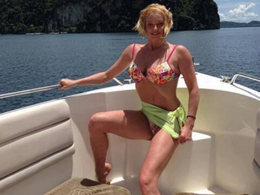 Анжелика Волчкова в купальнике