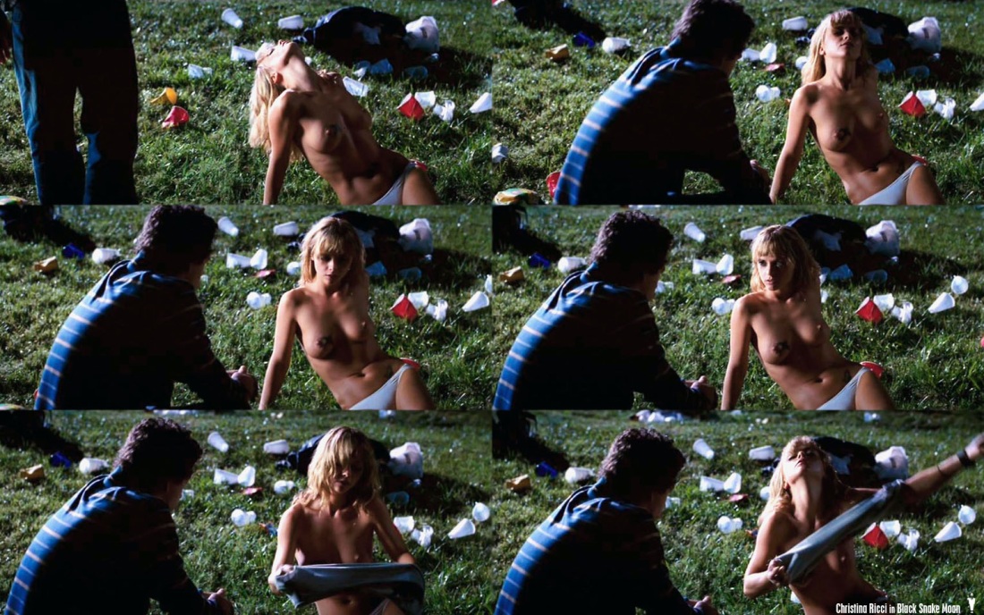 Кристина Риччи стон черной змеи голая