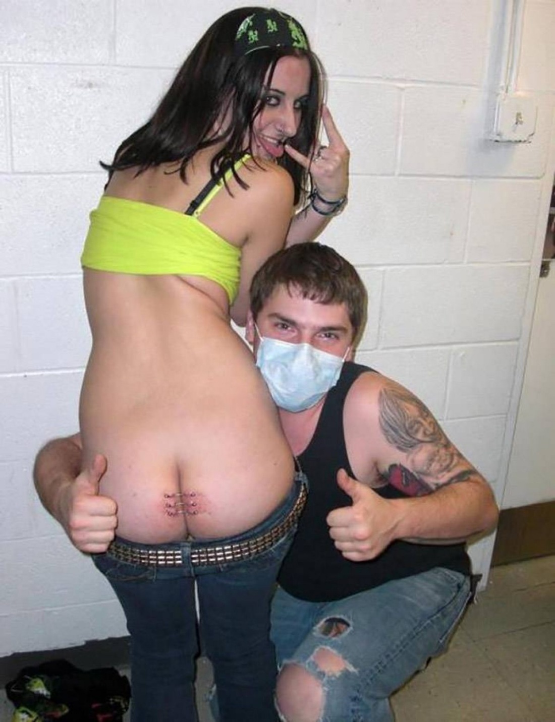 Прикольные голые парни