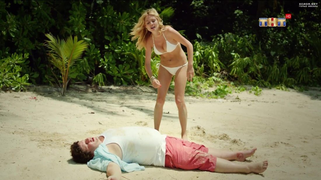 Александра Флоринская в купальнике Ивановы Ивановы