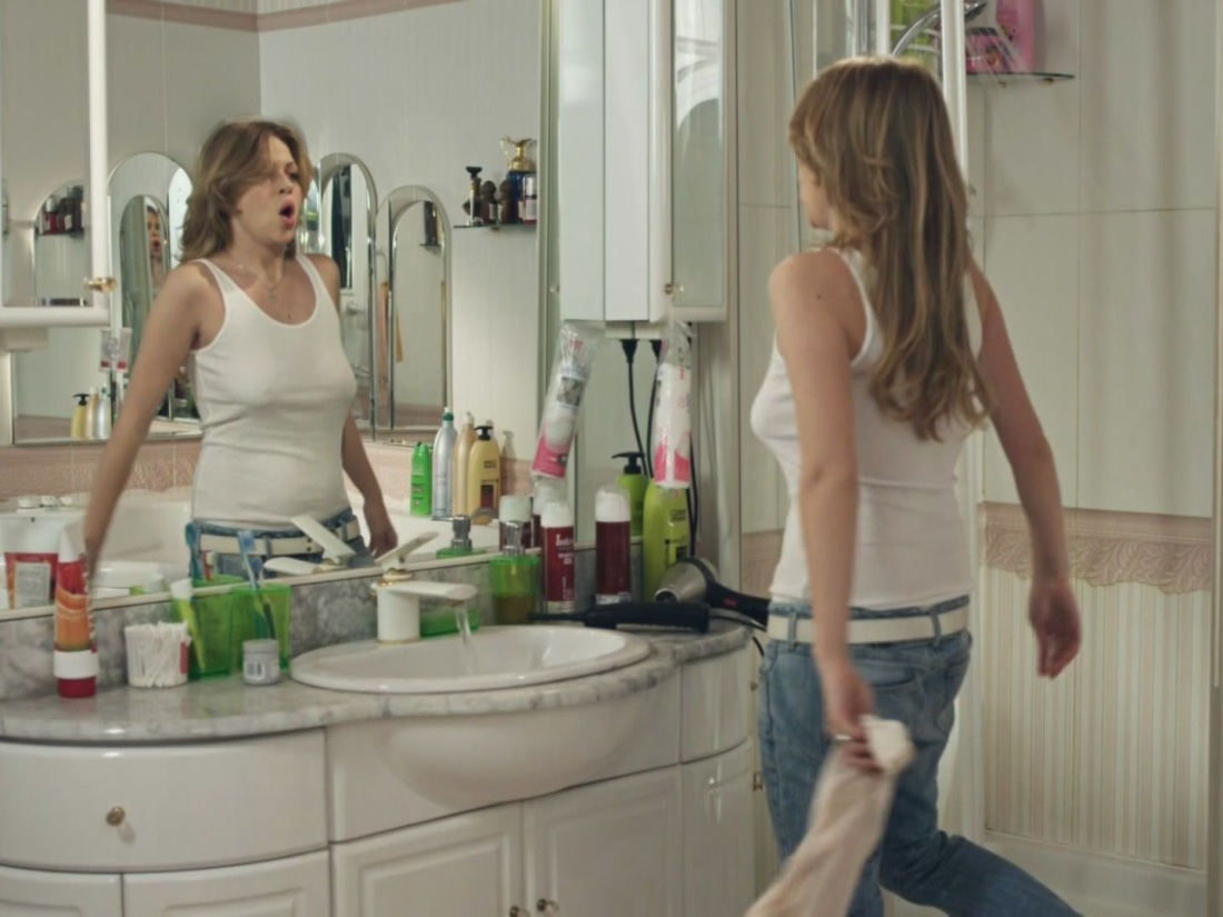 Янина Студилина остров