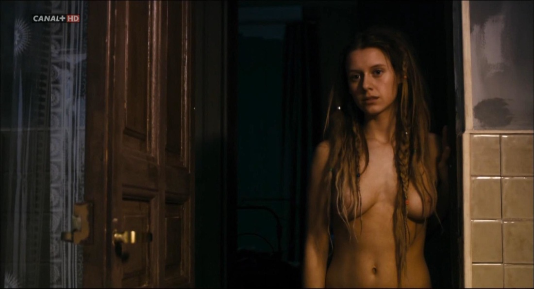 Анна Коротаева в фильме Кочегар