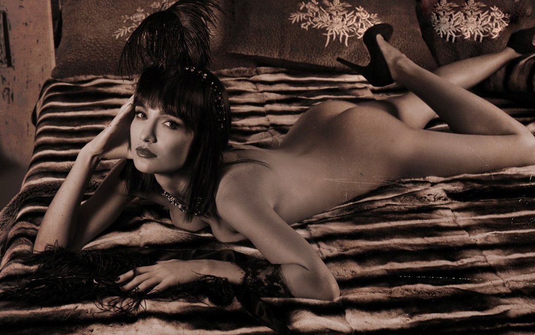 Евгения БРИК стриптиз фильм