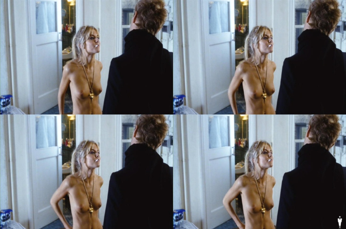 Сиенна Миллер голая в кино