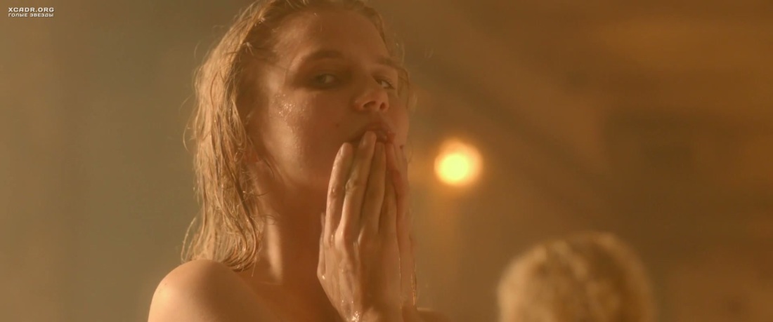 Дарья Мельникова в фильме однажды в бане