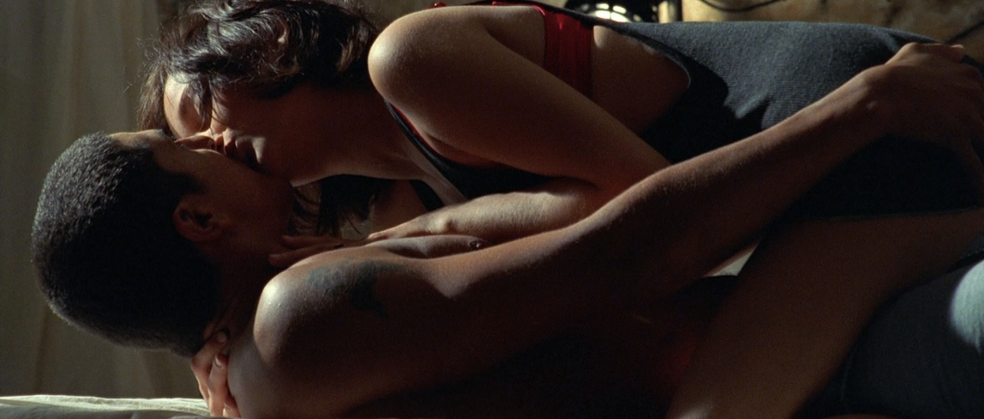 Марион Котийяр постельные сцены