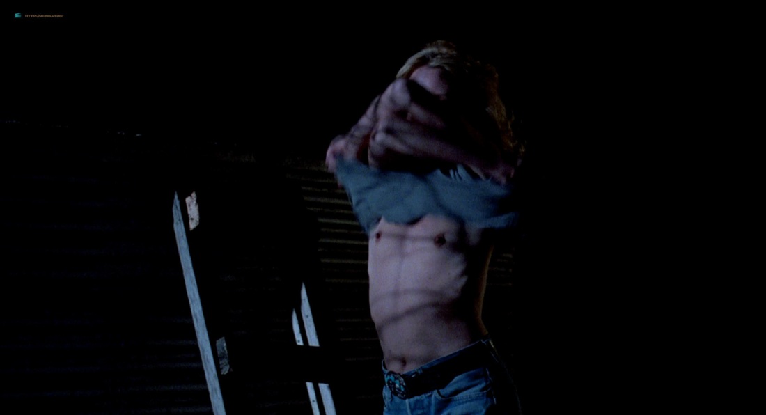 Кейт Вернон лесби сцены