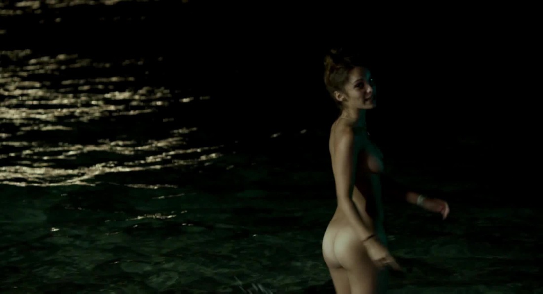 Лола Ле Ланн бикини