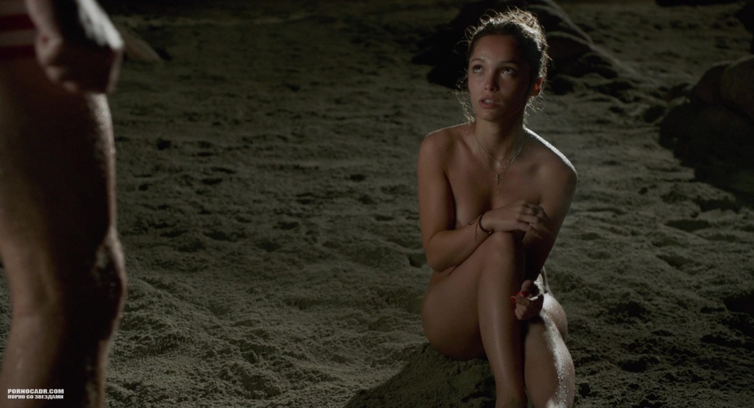 Алис Исааз Лола Ле Ланн голая