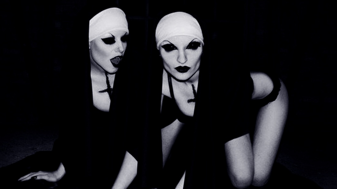 Мужчина и женщина сопасть