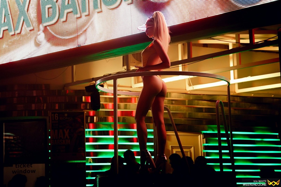 Ольга Полякова топлесс