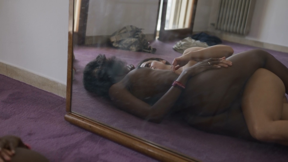 Эротические сцены с Алиси Брага