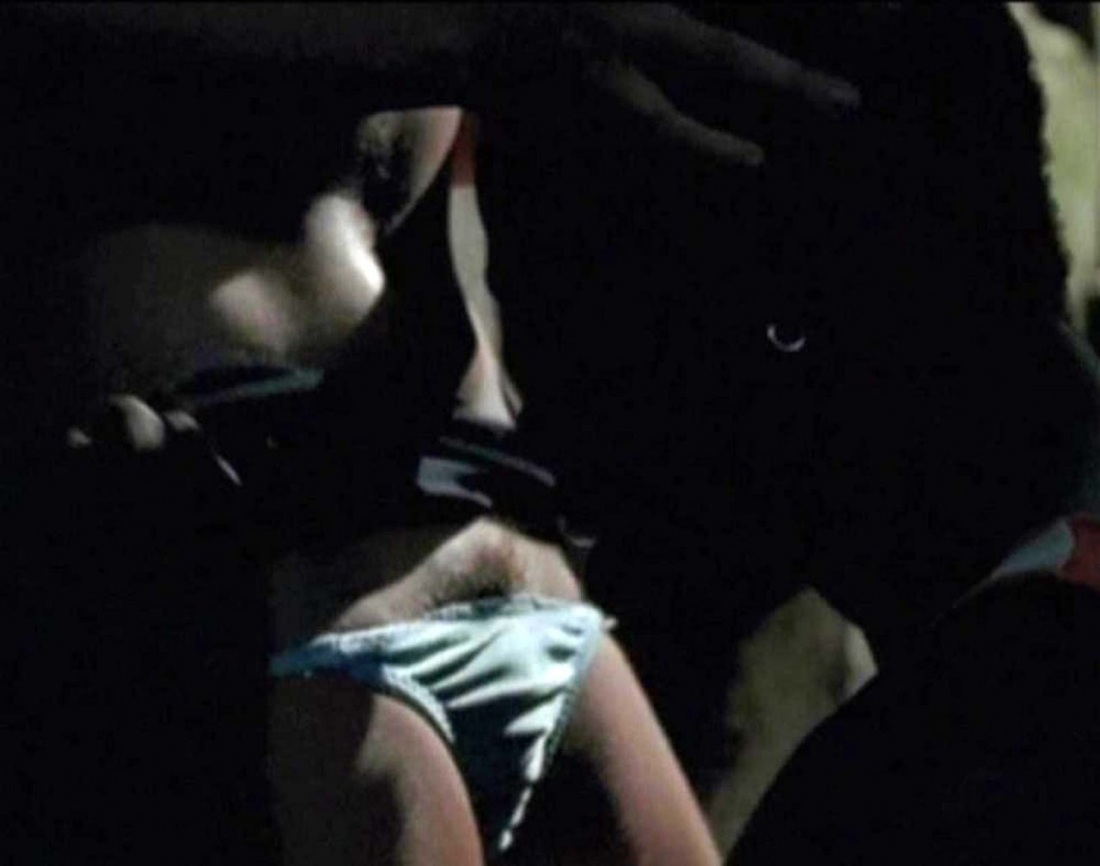 Lidice pousa голая в aversión (2008)