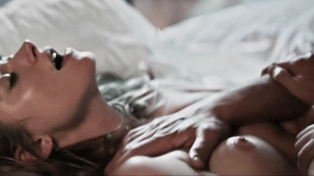 Имоджен Путс постельные сцены