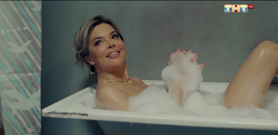 Карина Зверева в сериале Полярный