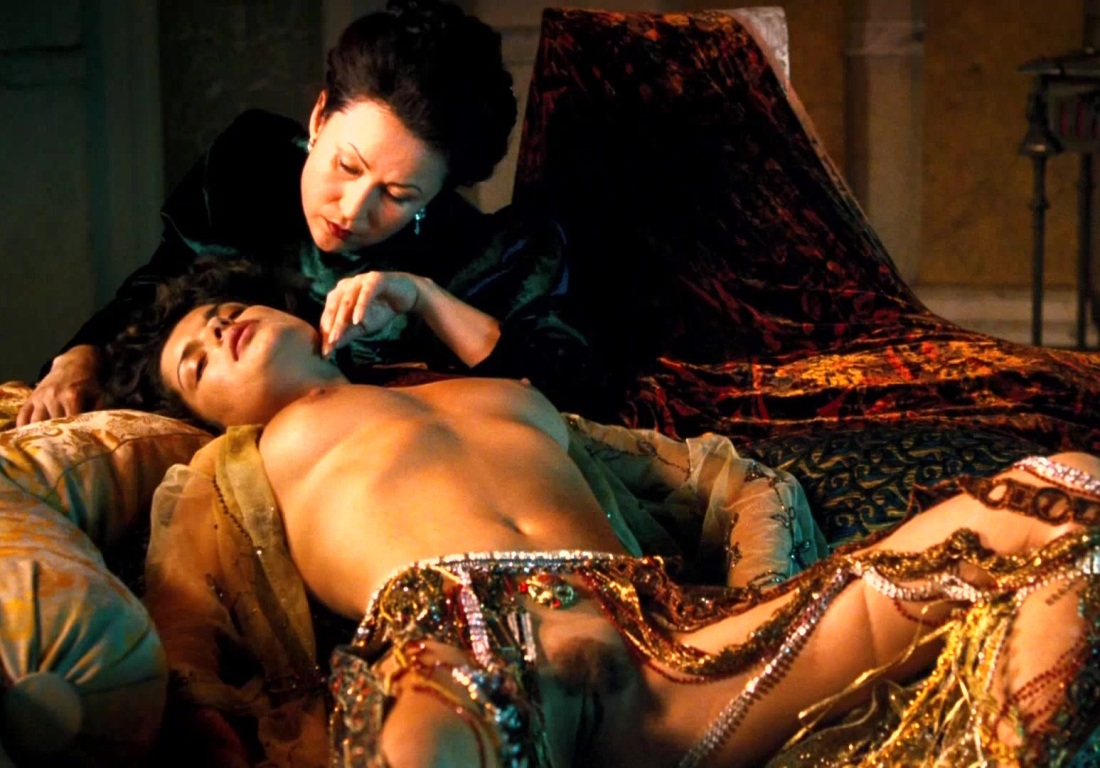 Эротические фото Анны Азаровой