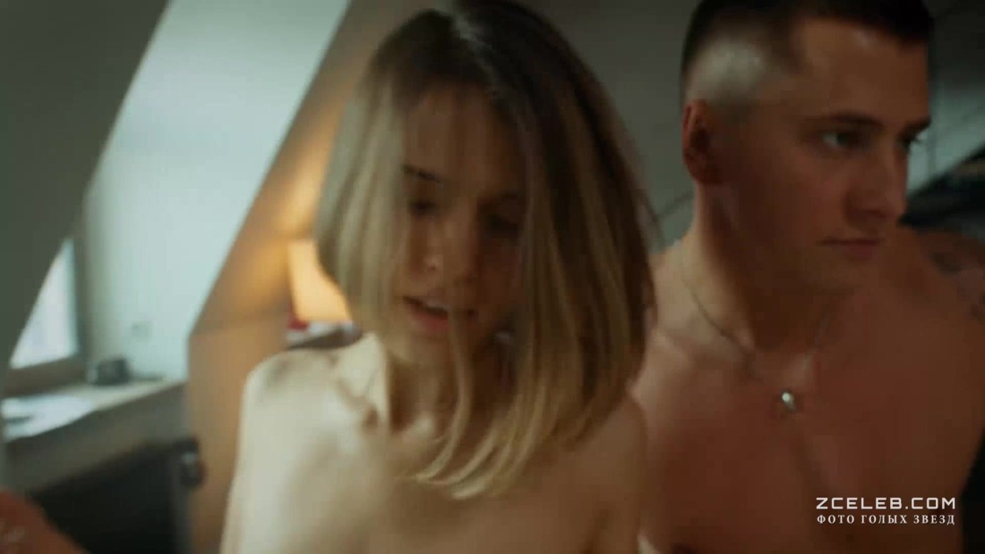 Любовь Аксенова обнимая небо