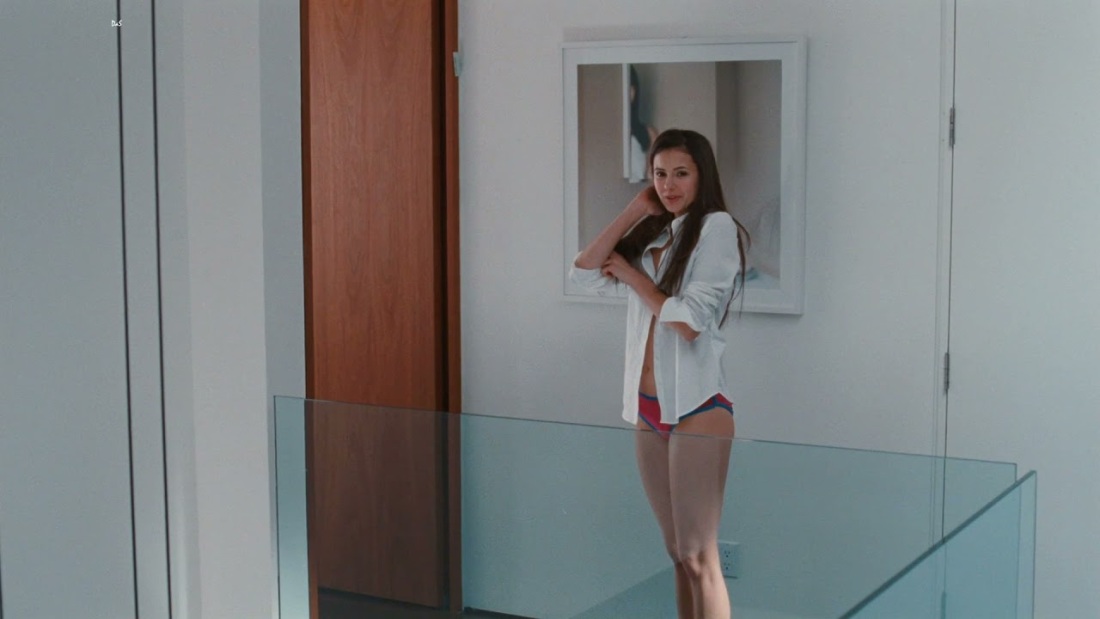 Нина Добрев Хлоя