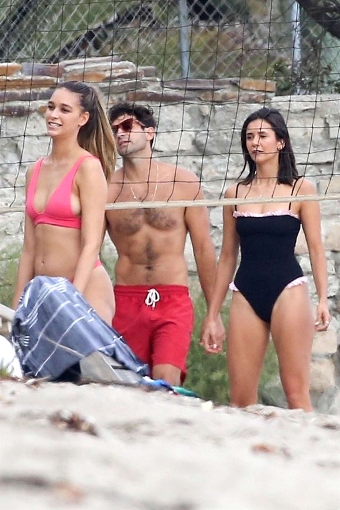 Нина Добрев бикини